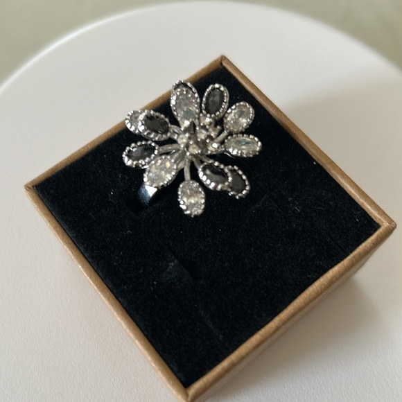 Ring - Picture 10 of 10